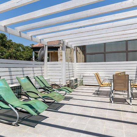 Hahavatselet Suite - Isrentals Yerusalem Bagian luar foto
