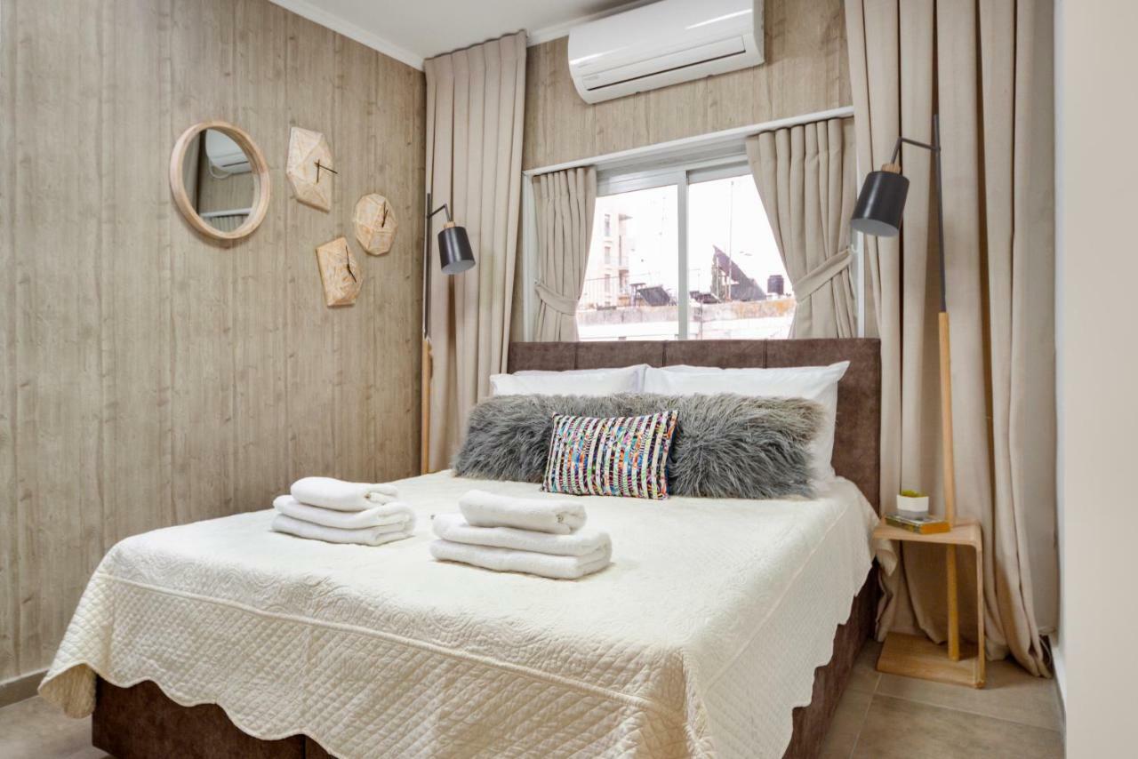 Hahavatselet Suite - Isrentals Yerusalem Bagian luar foto